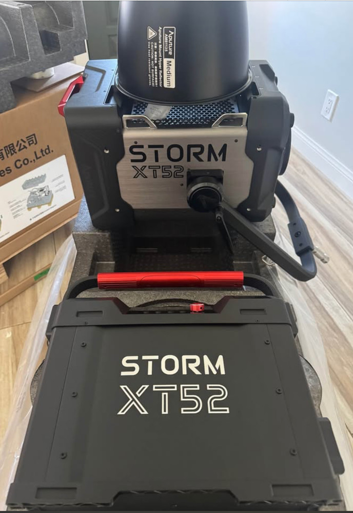 NEW Aputure storm xt52 . In box.