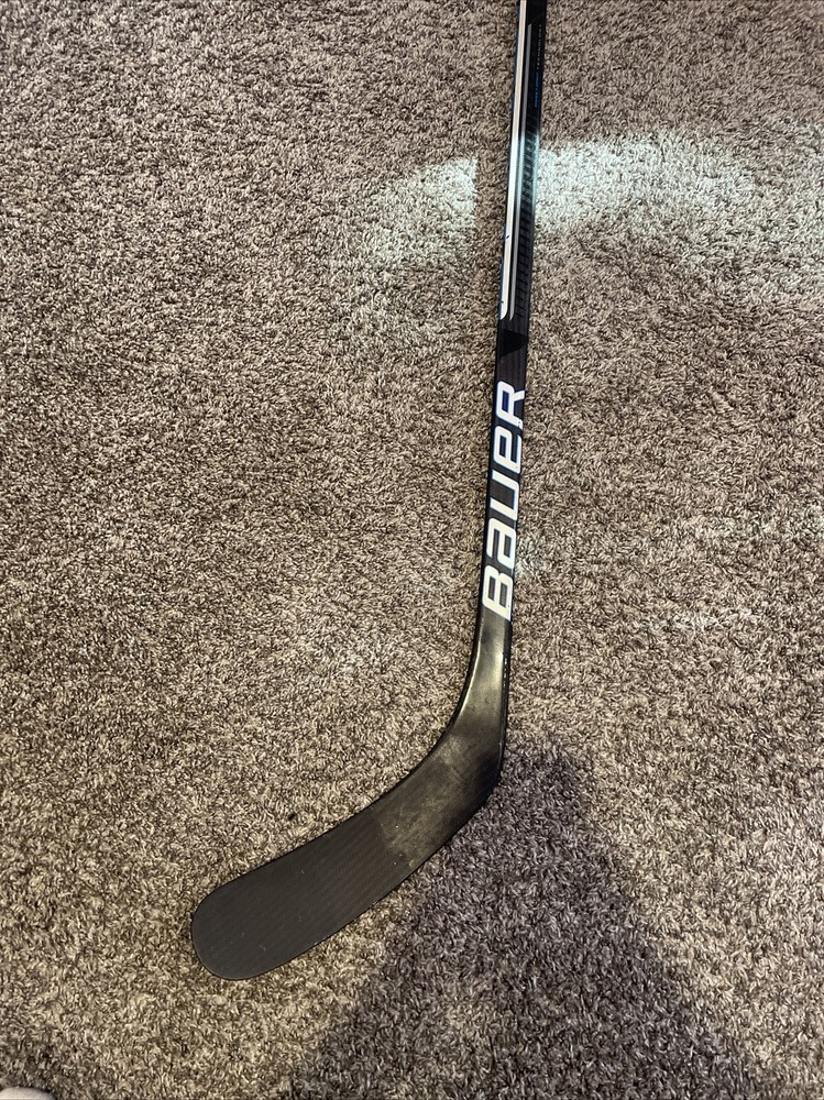 bauer nexus hockey stick