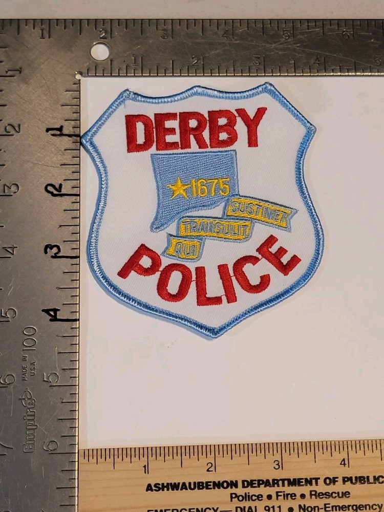 LE8 b7 Police patch Connecticut Derby