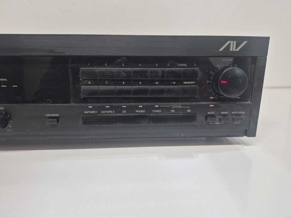 VECTOR RESEARCH VRX-2700 AM/FM STEREO RECEIVER - Tested