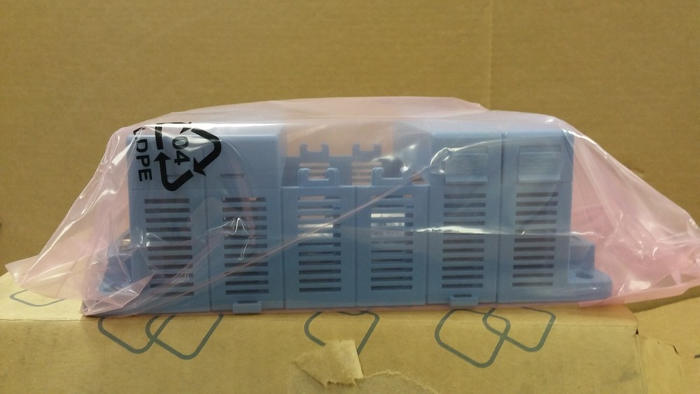 ADVANTECH ADAM-500/485 4 Slot Distributed DA&C System Data Acquisition Module