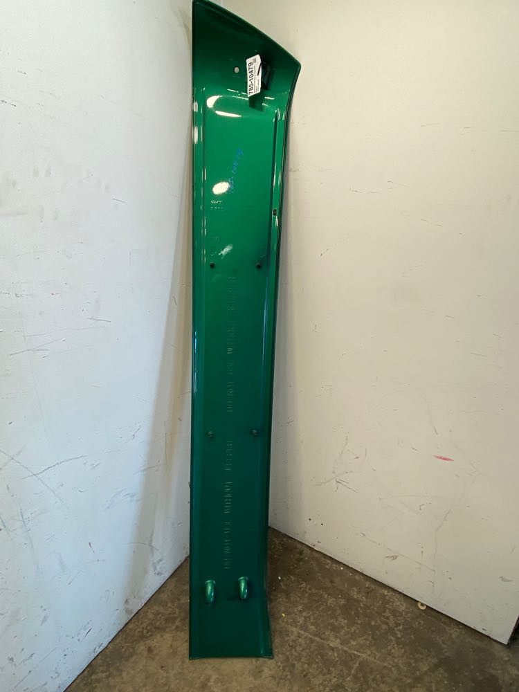 2015 Peterbilt 579 Cab Exterior Trim Panel (785-10479)