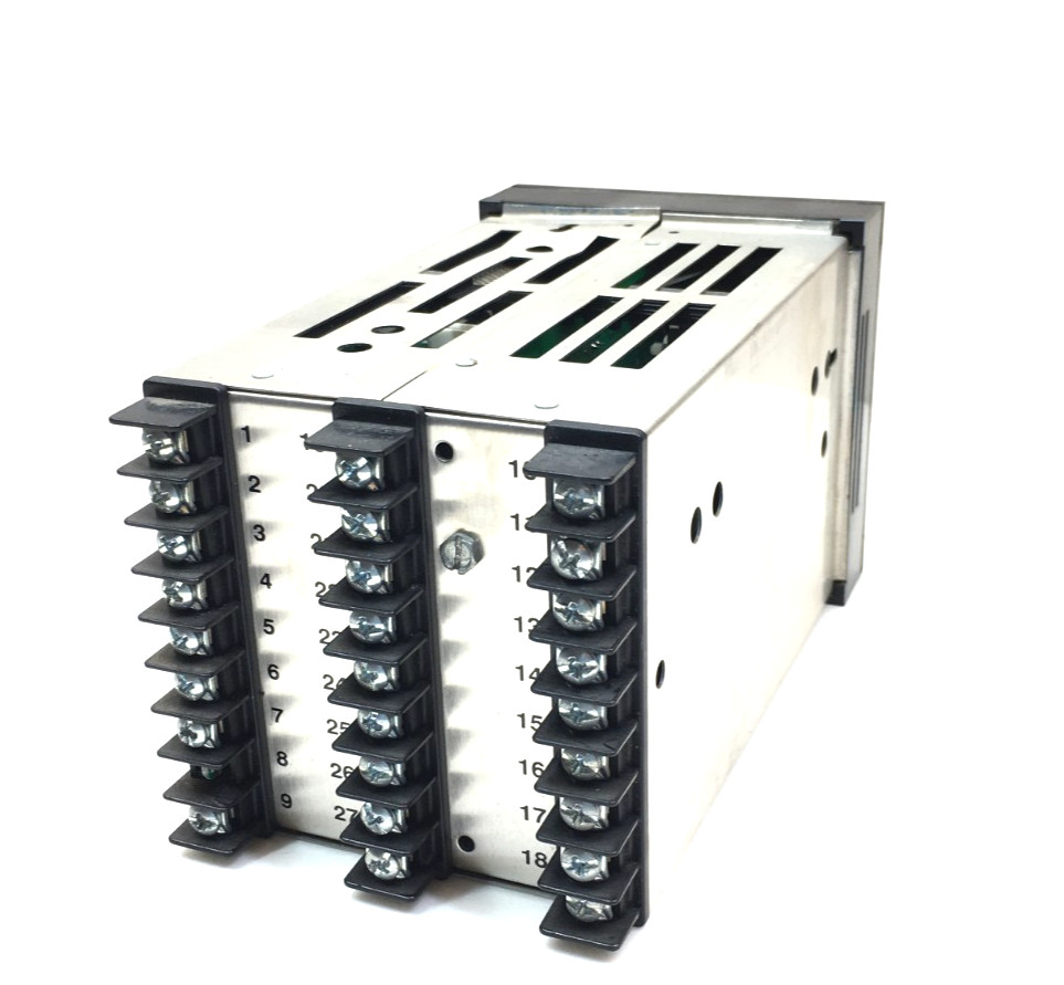 WATLOW 945A-1CA2-AJAP Temperature Controller 120/240V used #H114