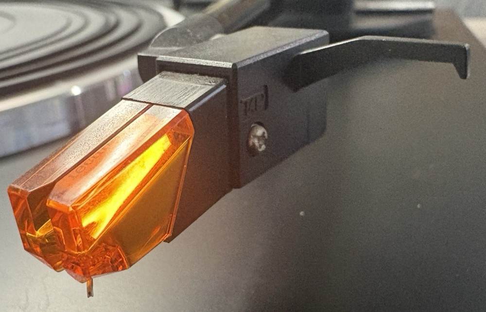 Panasonic Belt Drive Automatic Turntable Record Player SL-H309