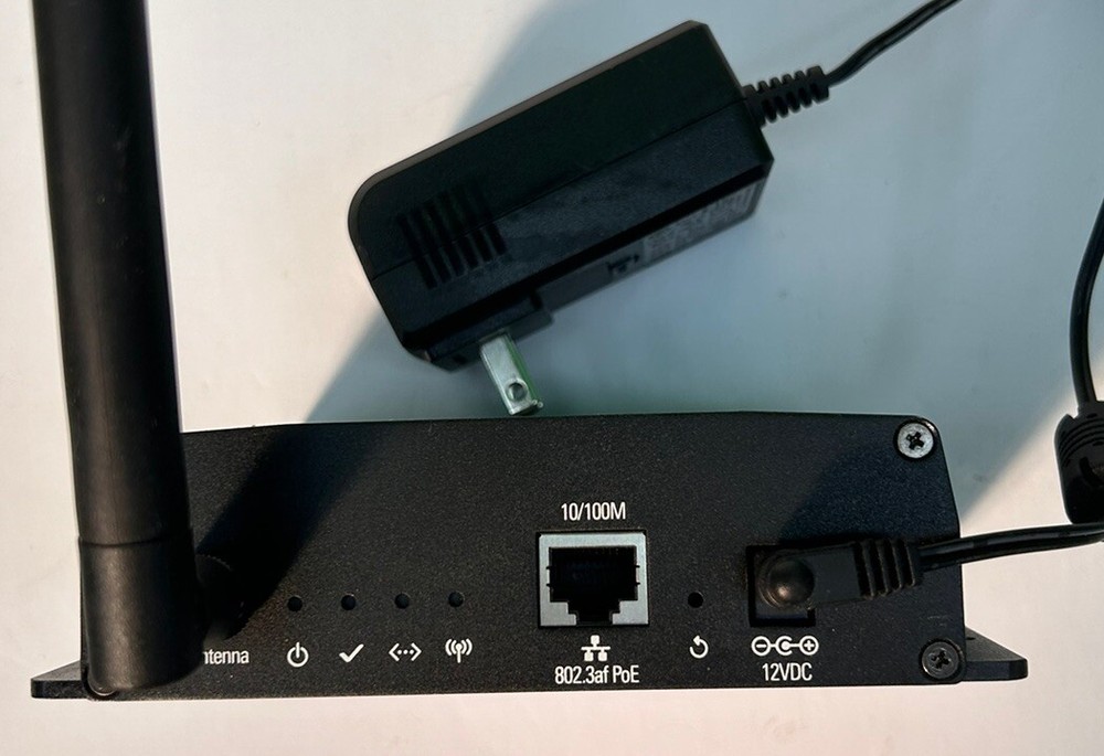 Pepwave DCS-GN Wireless AP w/power Adapter Working Fully Functional