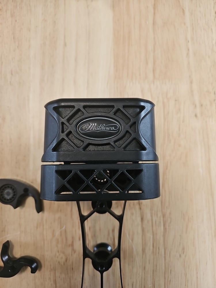 Mathews HD 4 Quiver Black