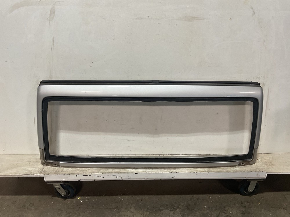 Used Windshield Frame fits: 2010 Jeep Wrangler  Grade A