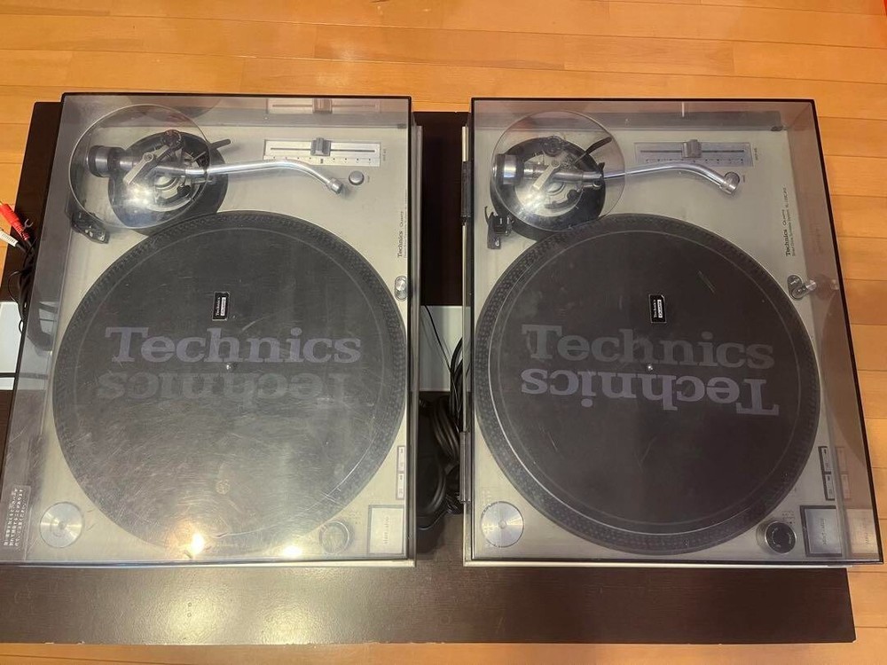 Technics SL-1200MK5 pair set silver DJ Turntable technics sl1200mk5 jp