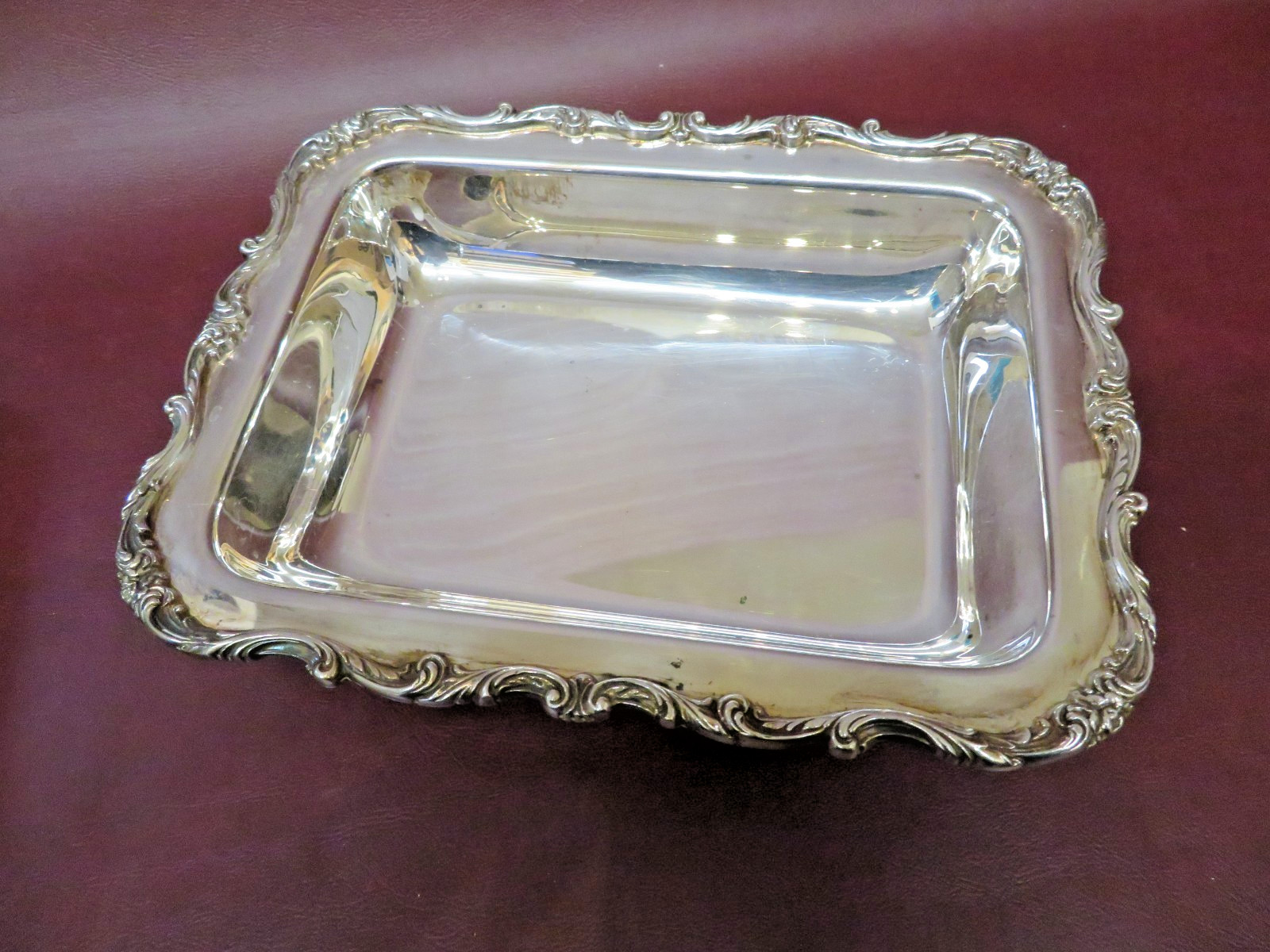 Vintage International Orleans Silverplate Rectangle Covered Vegetable Dish #5753