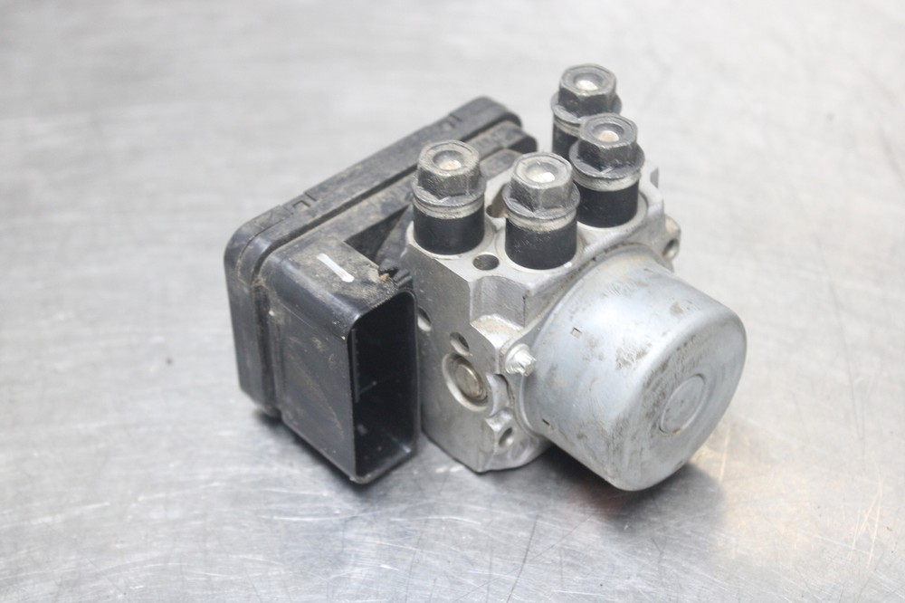 18-23 KAWASAKI NINJA 400 ABS PUMP UNIT MODULE