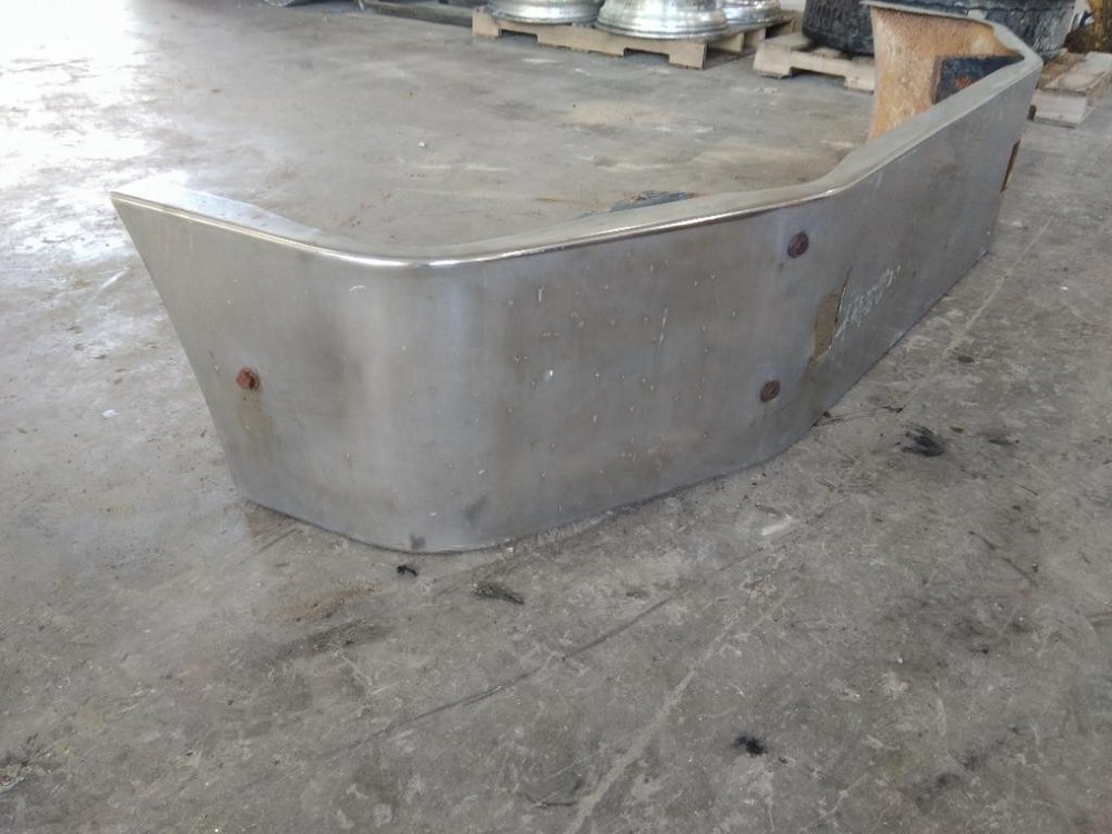 For PETERBILT 386 BUMPER , MN