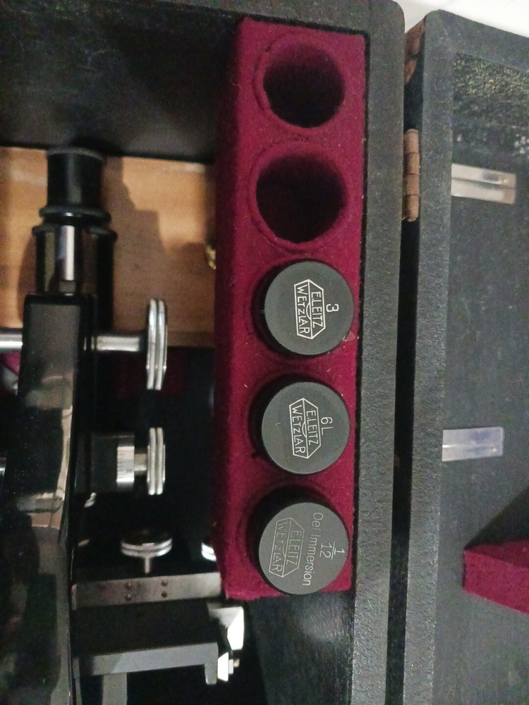 Vintage 1938 E. Leith Microscope Complete