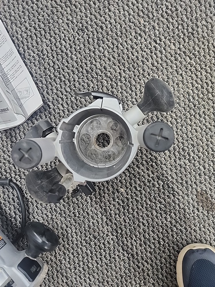 Porter Cable 890 Router 8931 Variable Speed Motor Type 1 & Plunge Base , Case