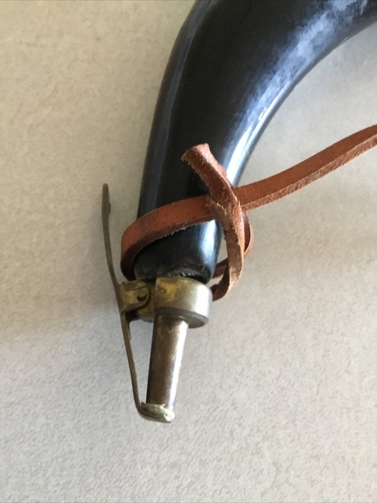 Vintage Muzzleloader Black powder Horn With Leather Strap NOS
