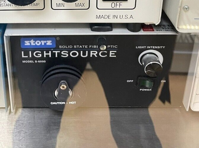 Storz Solid State Fiber Optic Light Source Model S-6000