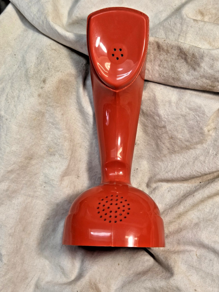 Erica Phone Shell