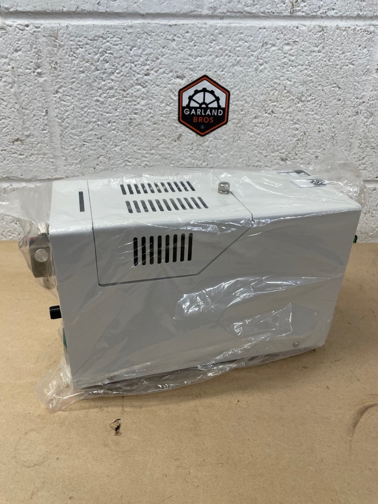 AmScope HL250-A Haloid Lamp Cold-Light Source, 400 VA, Light Box