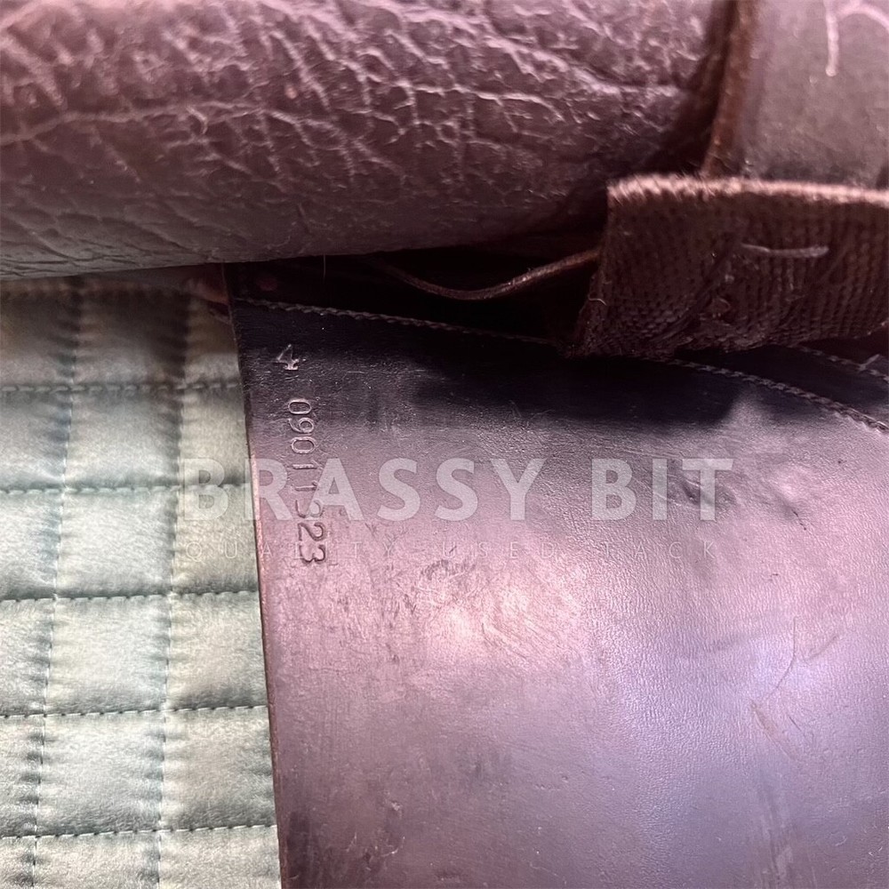 18" County Connection Dressage Saddle