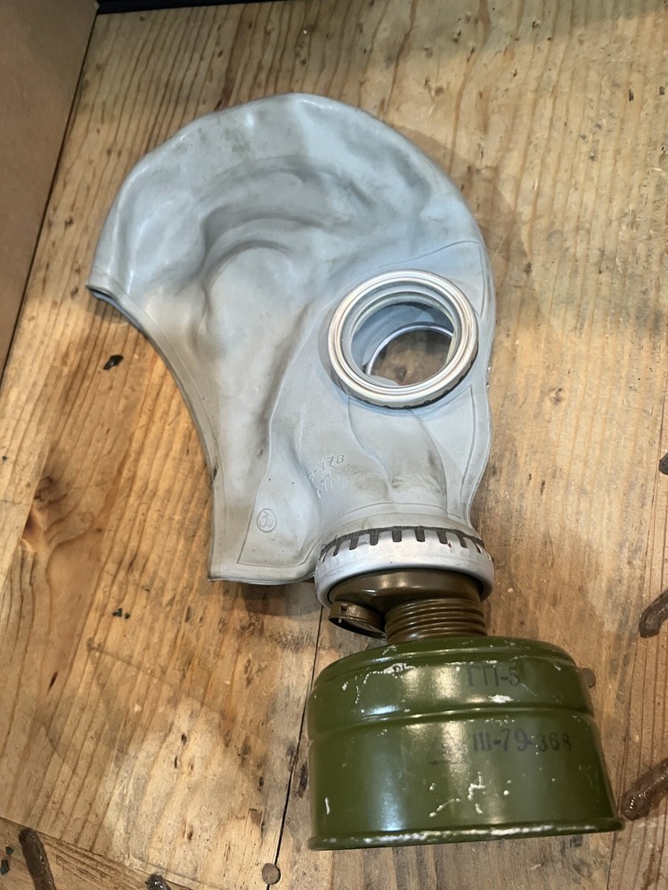 russian gas mask