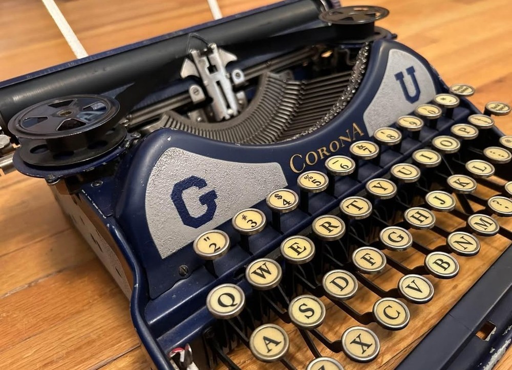 1928 Georgetown University Corona 4 Typewriter