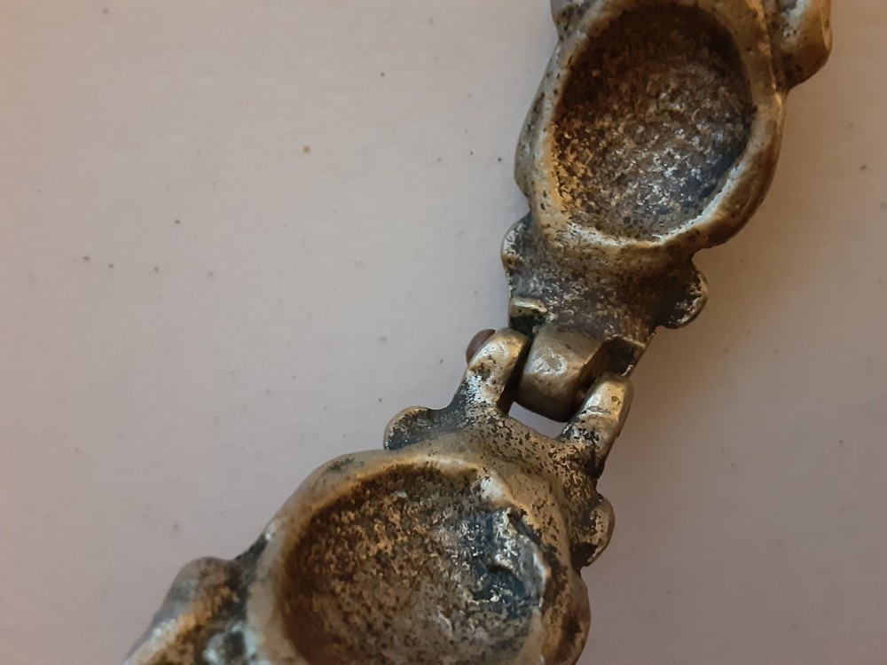 VTG./ ANTIQUE SOLID BRASS NUTCRACKER W/ CHERUB HANDLES