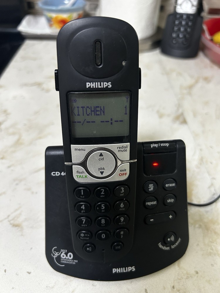 PHILIPS DECT 6.0 CD445 (4) Handset Cordless Phone with Answering System