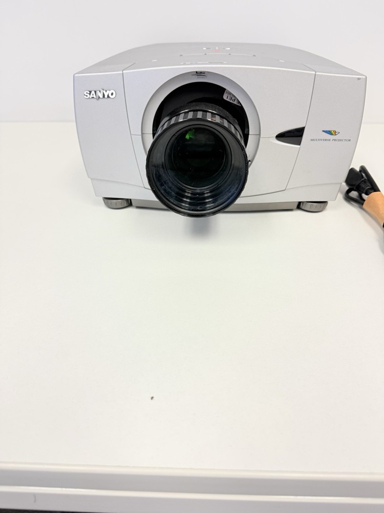 Sanyo Projector Pro XtraX Multiverse Model # PLC-XP46L W/ Lens Tested