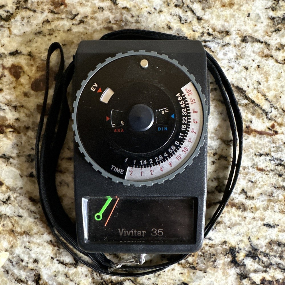 Vivitar 35 Light / Exposure Meter
