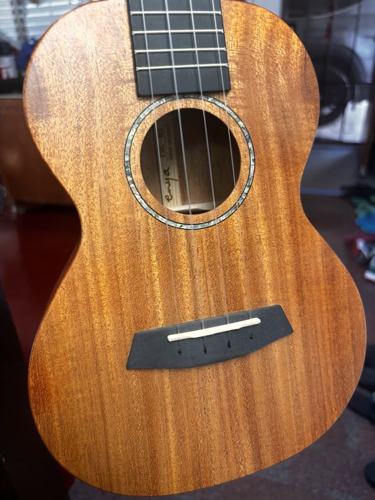 ENYA CONCERT UKULELE