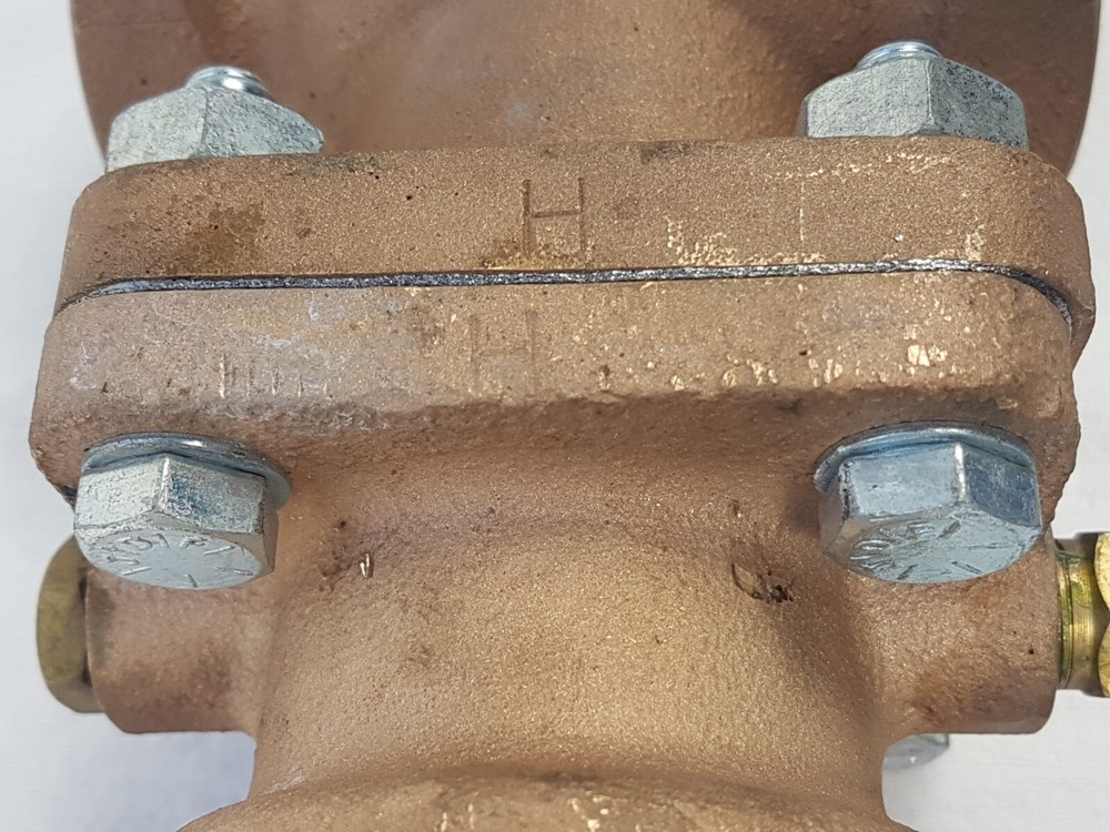 Mack 7938 Brass Valve Series B1 - 100 kPa - 25mm - 1-1/4 inch port - Unused