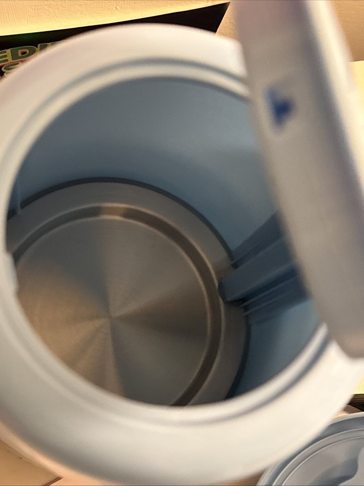 Rise by Dash Blue Glass/Plastic 1.7 L Electric Tea Kettle