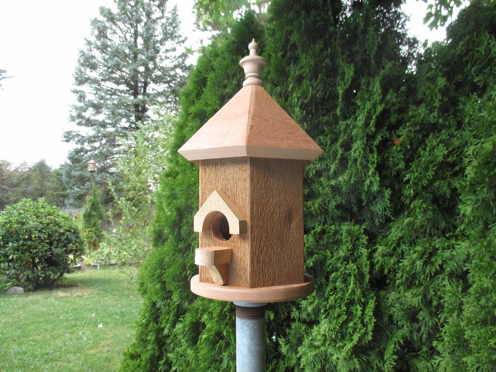 RED CEDAR BIRD HOUSE