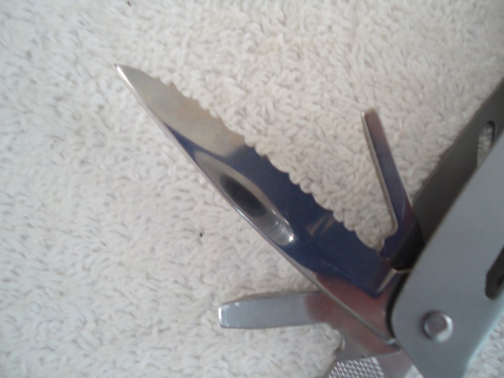 Used ? Ozark Trail Multi Tool In Case " Great Gift Item "