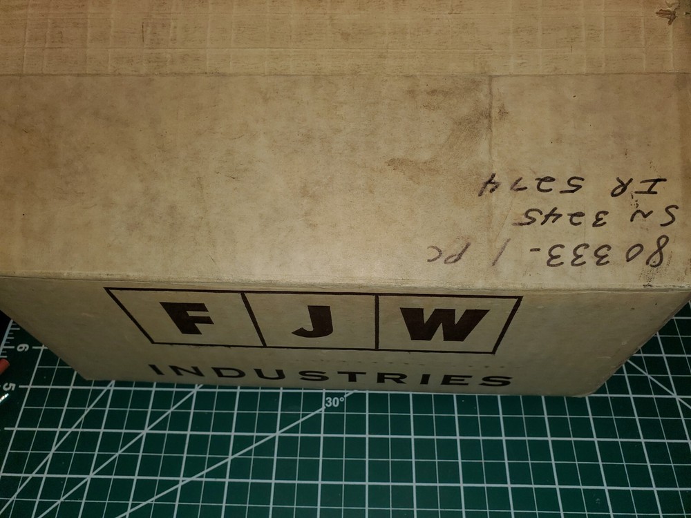 FJW Find-R-Scope with illumination attachment