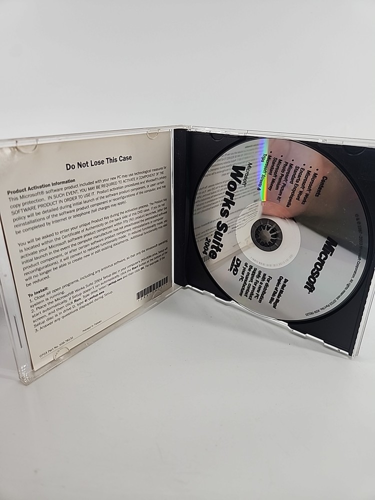 Microsoft Works Suite 2004 Software Disc w/ License Key