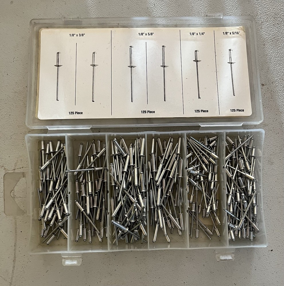 Rivet Assortment Set (opened) & Rivet Tool In Case