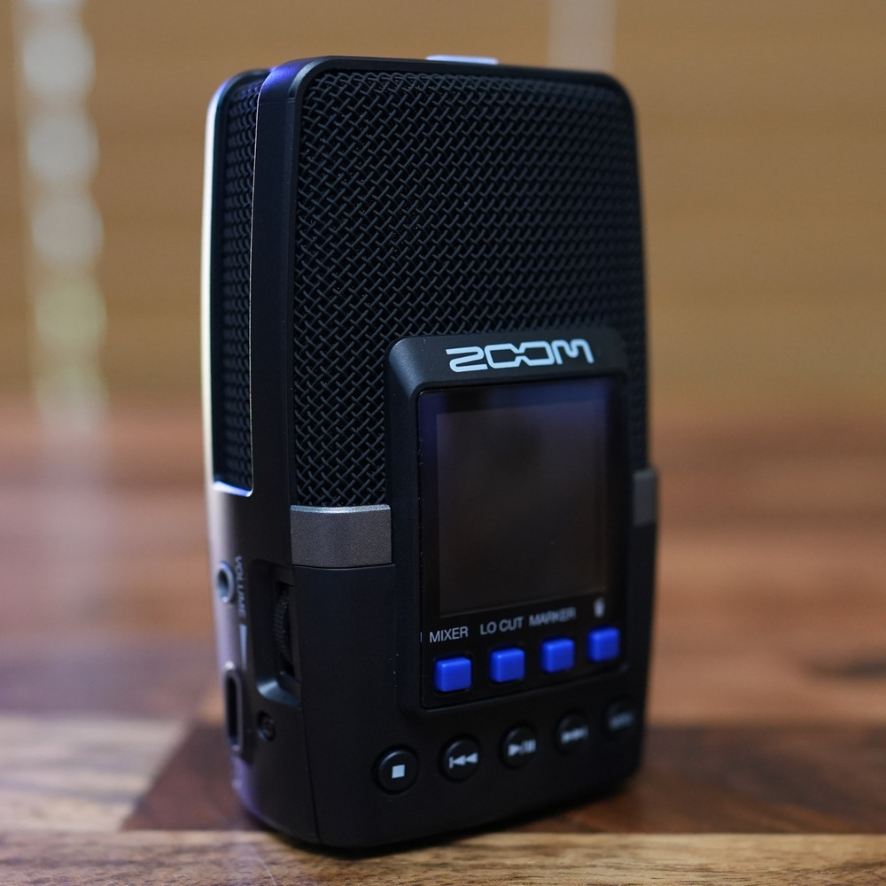 Zoom H2essential 32-Bit Float 2-Track Recorder three class directivity