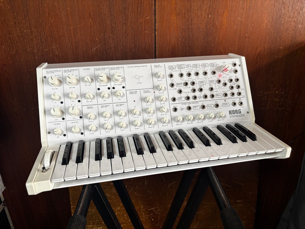 Korg MS-20 FS Semi-Modular Synthesizer White w/ case