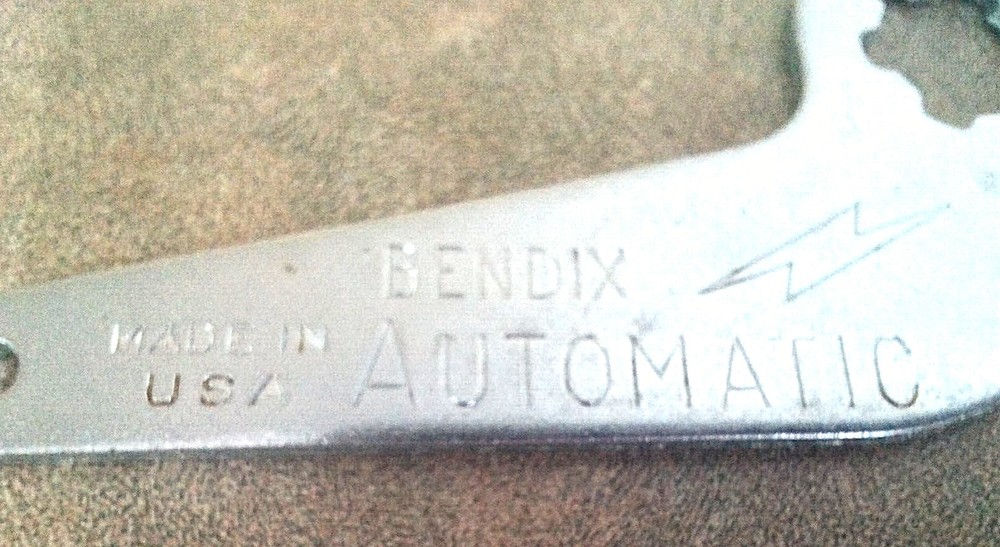 BENDIX AUTOMATIC BRAKE ARM AB-10 nos