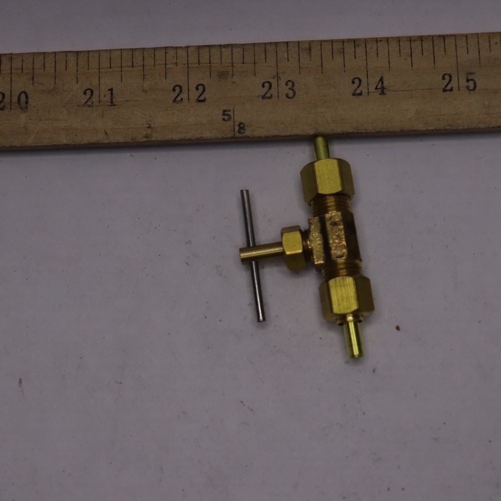 Everbilt 1/4 in. OD Compression Brass Valve Fitting
