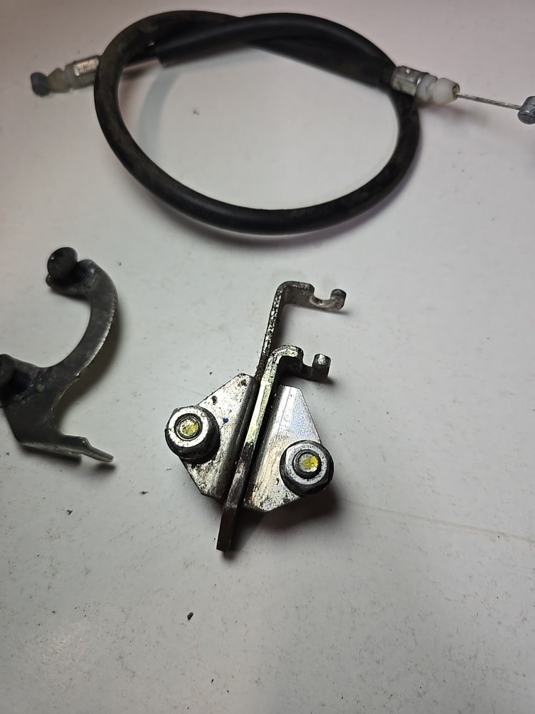 Yamaha MT-07 2014 - 2017 Seat Latch & Cable