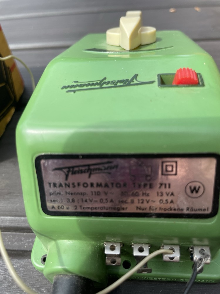 Fleischmann Transformer 110 Volt Type 711 For Use In Trains, Railroads Untested