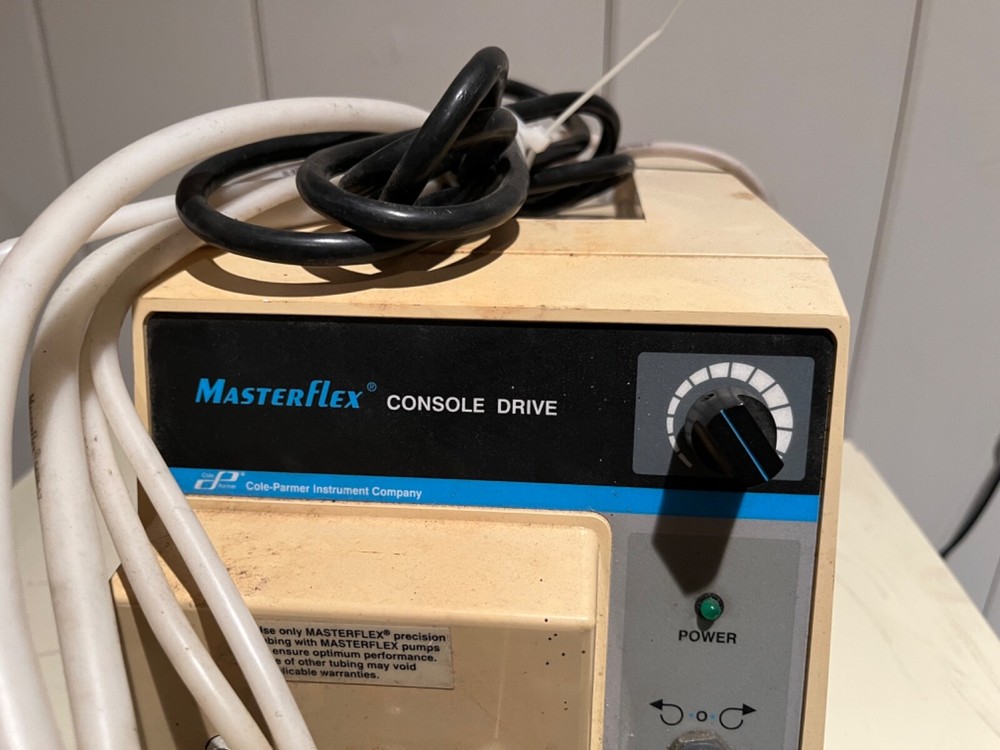 Cole Parmer Masterflex Console Drive (7520-50) w MASTERFLEX pump head 7017-20