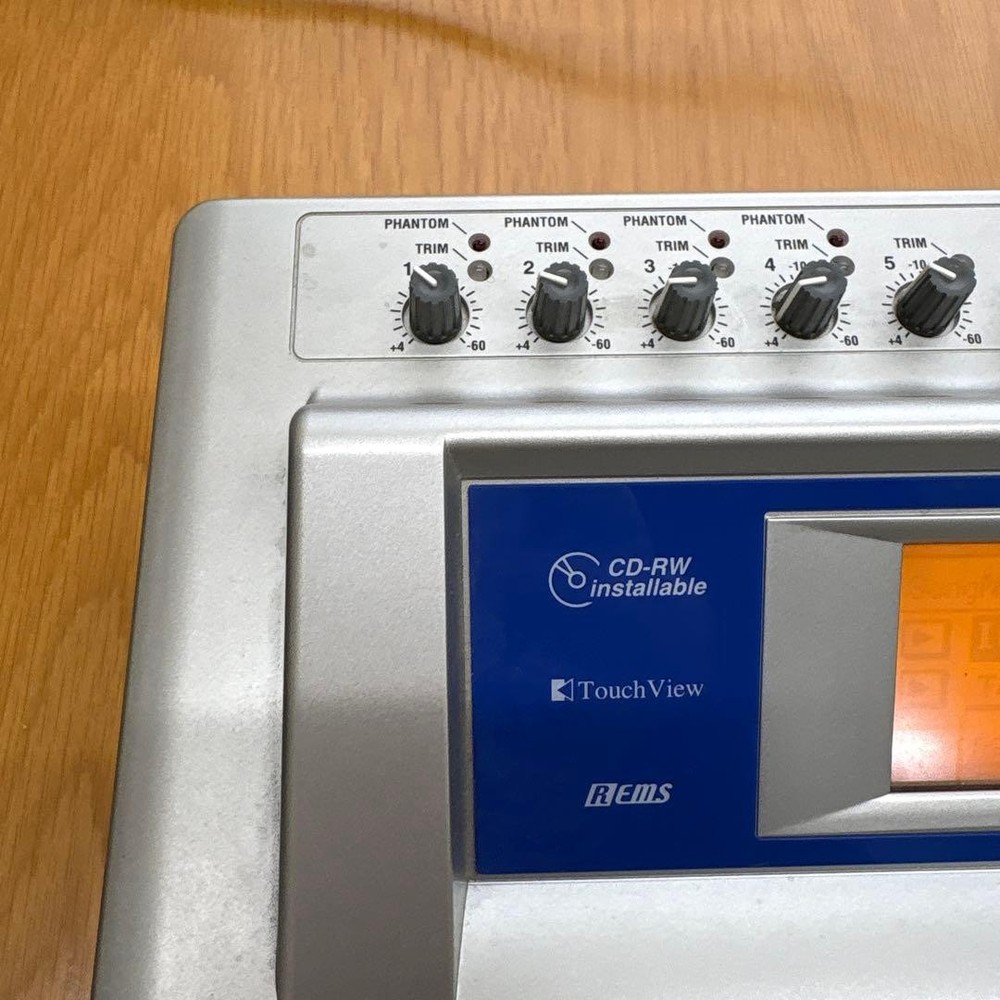 KORG D1600 Multi-Track Recorder