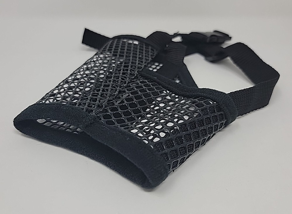 DM01-XL BLACK MESH DOG MUZZLE, NIP Open Mouth