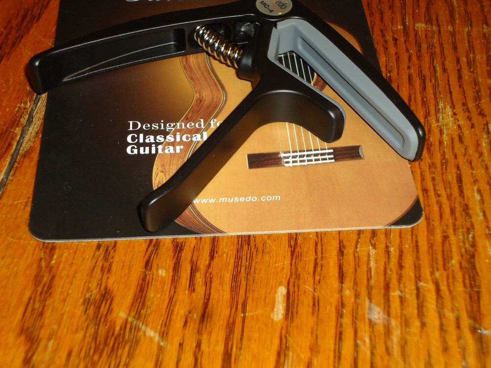 CLASSICAL GUITAR TRIGGER CAPO COMFORTABLE QUICK RELEASE ADJUST STAGE STUDIO TOOL
