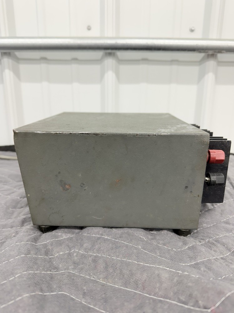 Astron RS-12A Power Supply