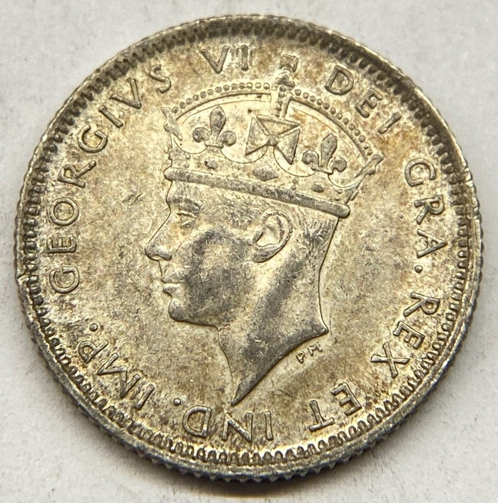 Newfoundland 1941 10 Cents Silver Coin - Almost Uncirculated