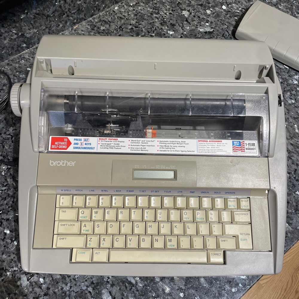 Brother SX-4000 Portable Electronic Typewriter - Needs Ribbon - READ