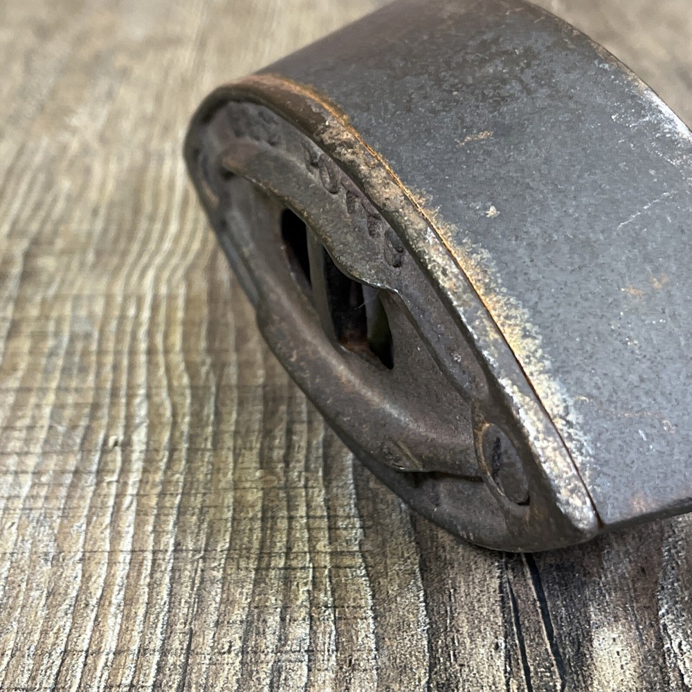 Vintage Cast Iron Sad Iron Mrs. Potts